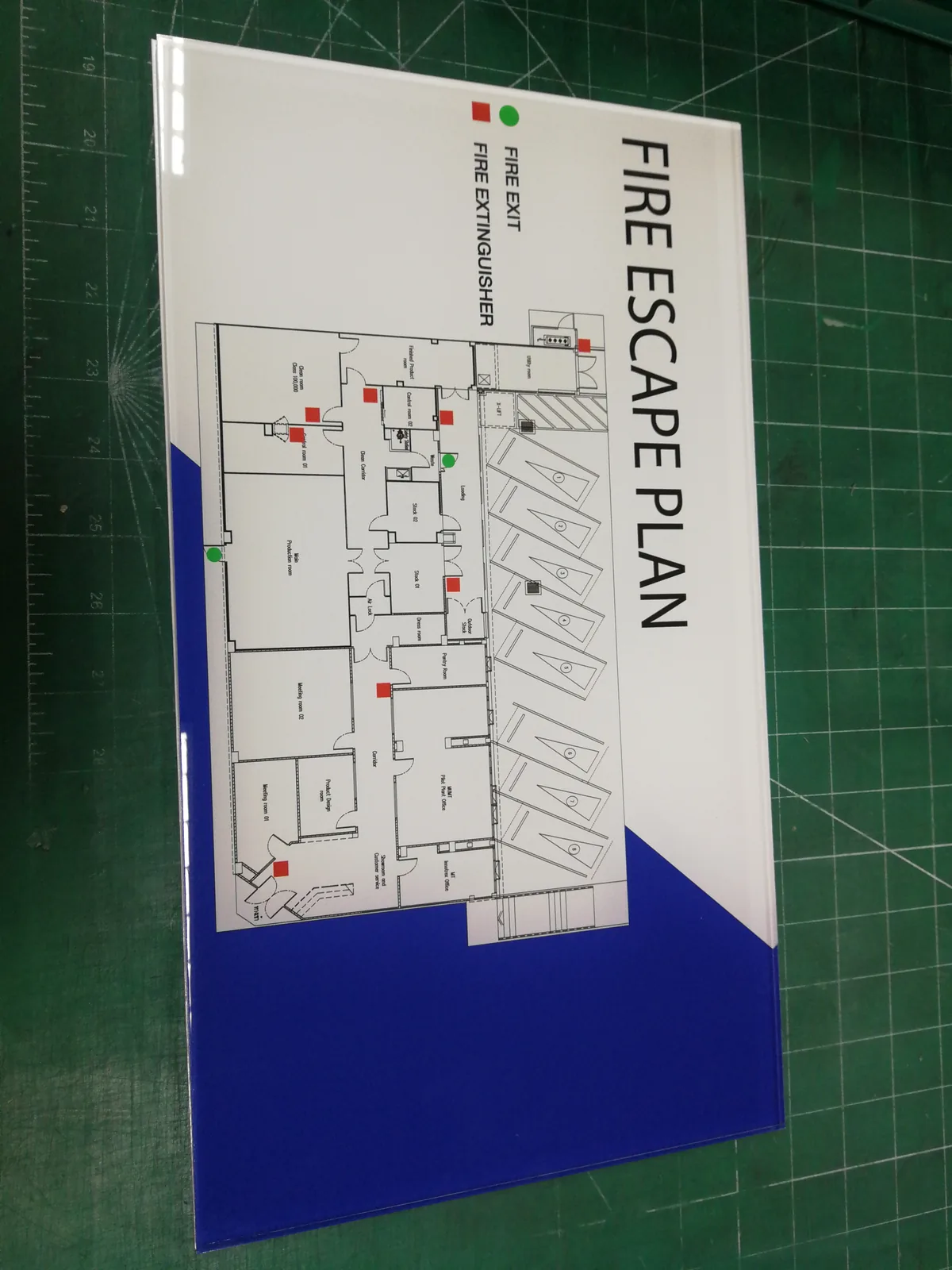 แผนผังทางหนีไฟ (Fire Escape Plan) — อลูมิเนียม · พิมพ์ UV