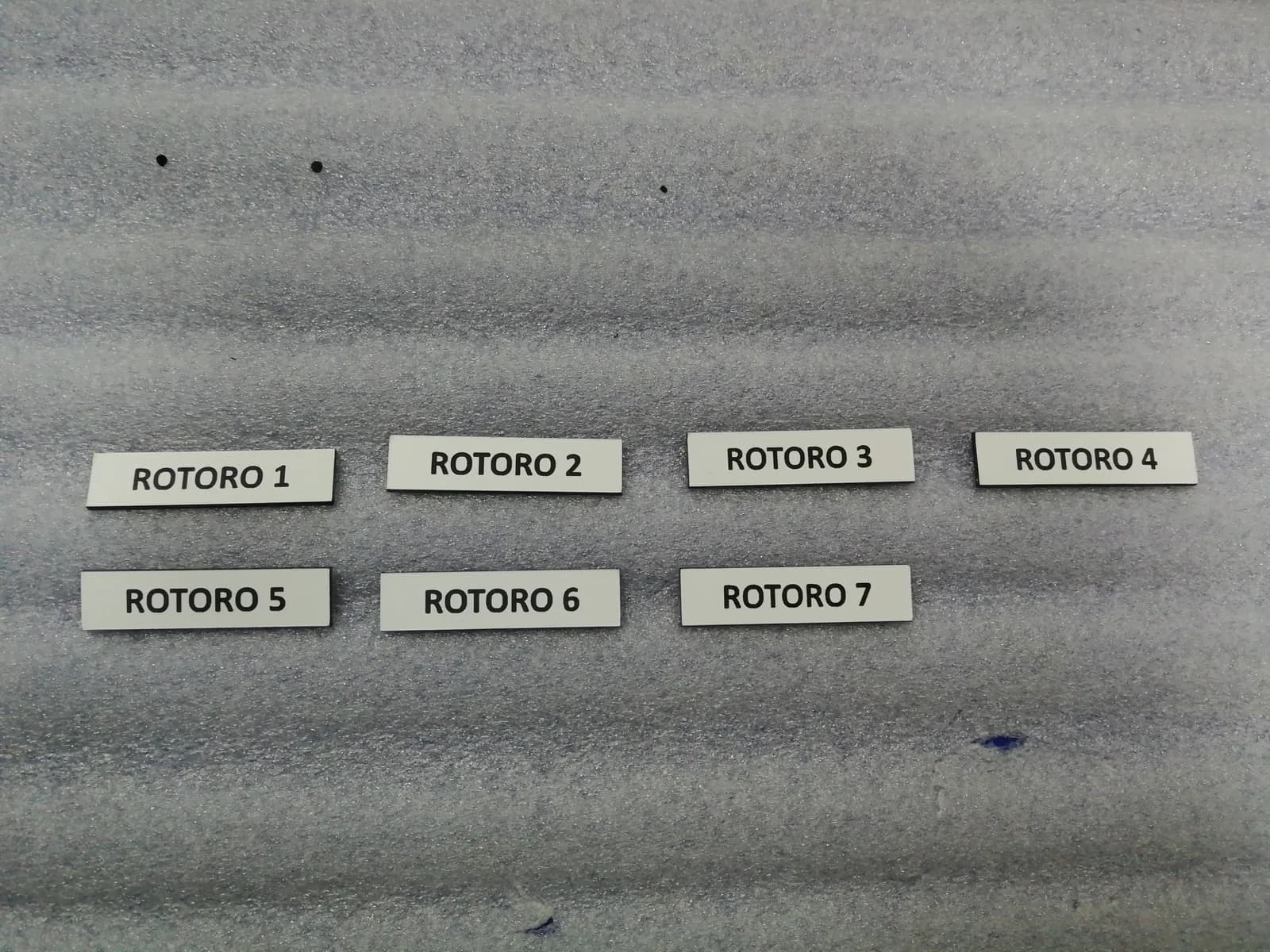 ป้ายบอกตำแหน่ง (Location Marker Plate) — Rowmark · เลเซอร์มาร์คกิ้ง