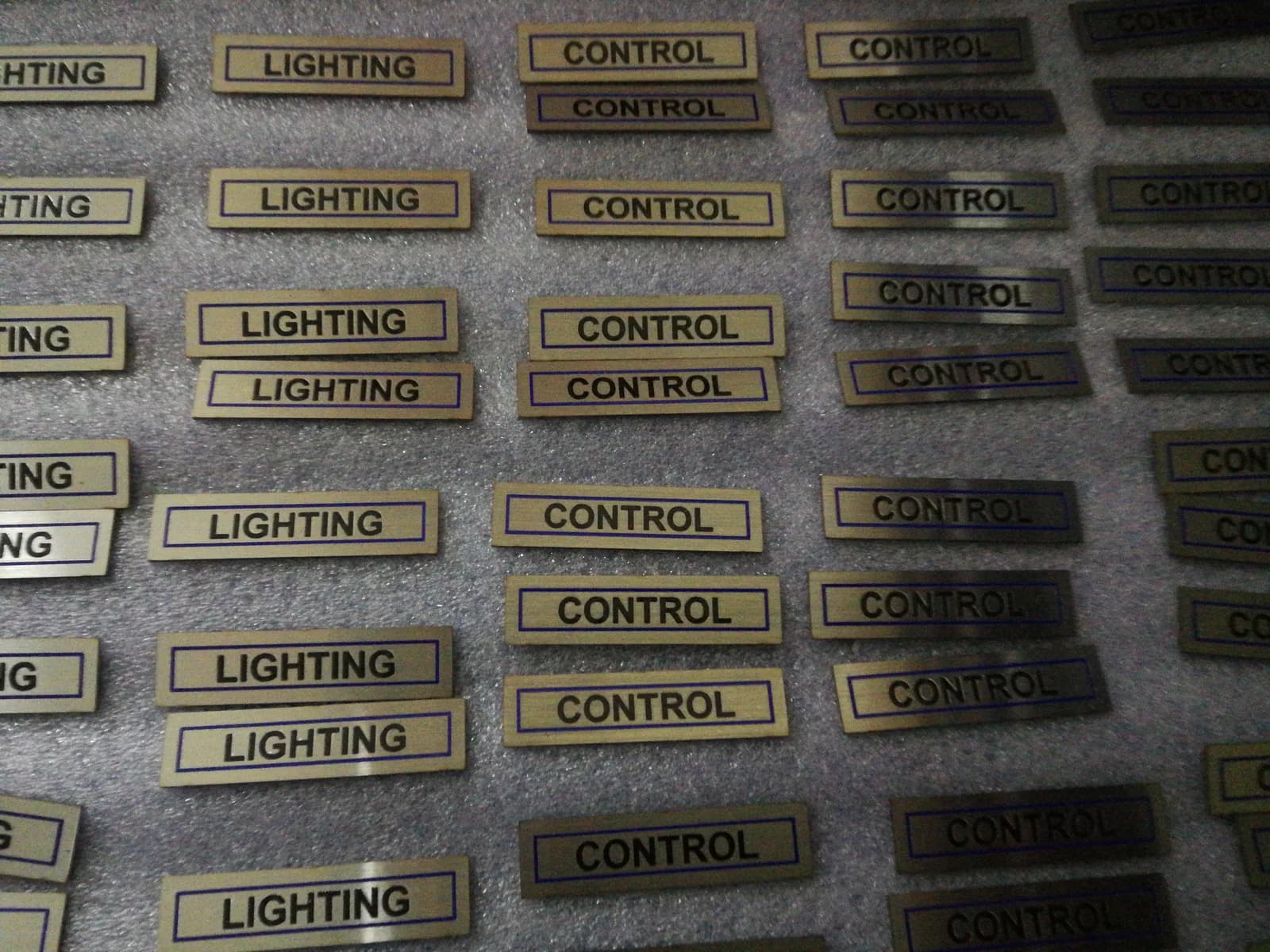 ป้ายชื่ออุปกรณ์ในโรงงาน — สแตนเลส · กัดกรด
