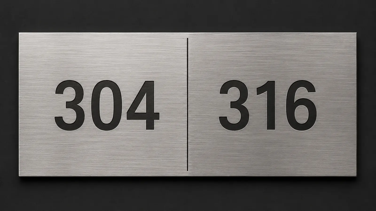 สแตนเลส 304 กับ 316 ต่างกันอย่างไร เลือกแบบไหนดีสำหรับป้ายเนมเพลท
