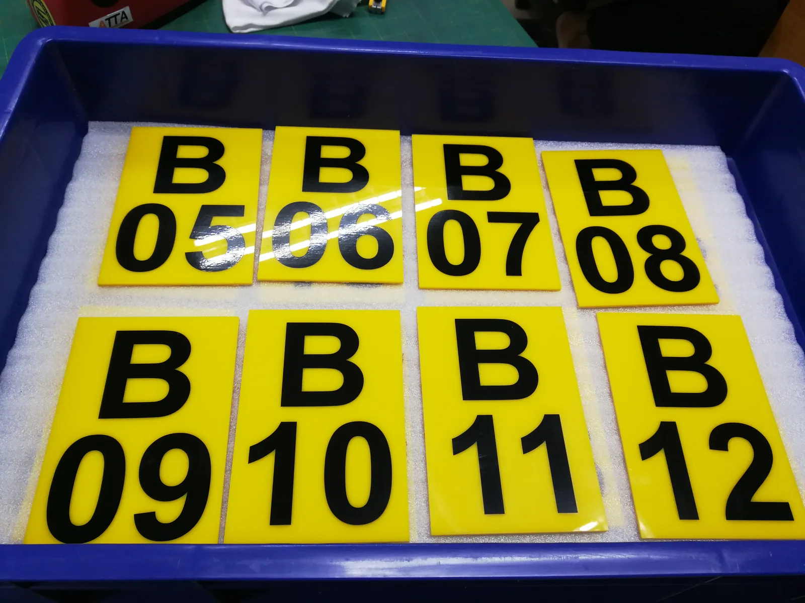ป้ายรหัสตำแหน่งคลังสินค้า (Rack Location Label) — อลูมิเนียม · พิมพ์ UV