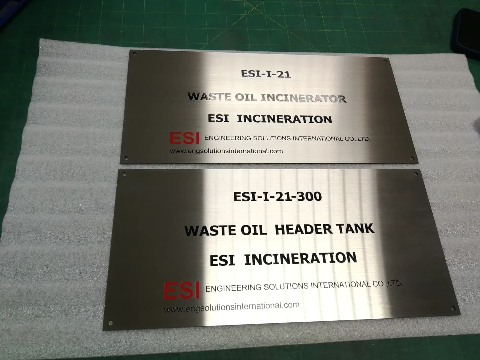 ป้ายชื่ออุปกรณ์ในโรงงาน (Equipment ID Plate) — สแตนเลส · กัดกรด